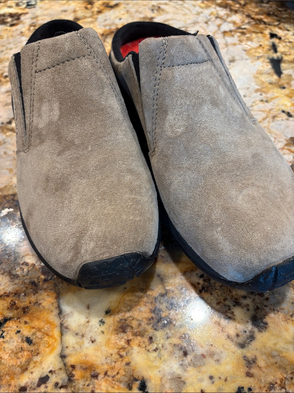 MERRELL suede shoes (6.5)
